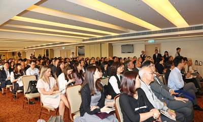 Close to 200 participants from across the industries actively engage in the discussion with the speakers at the seminar.  